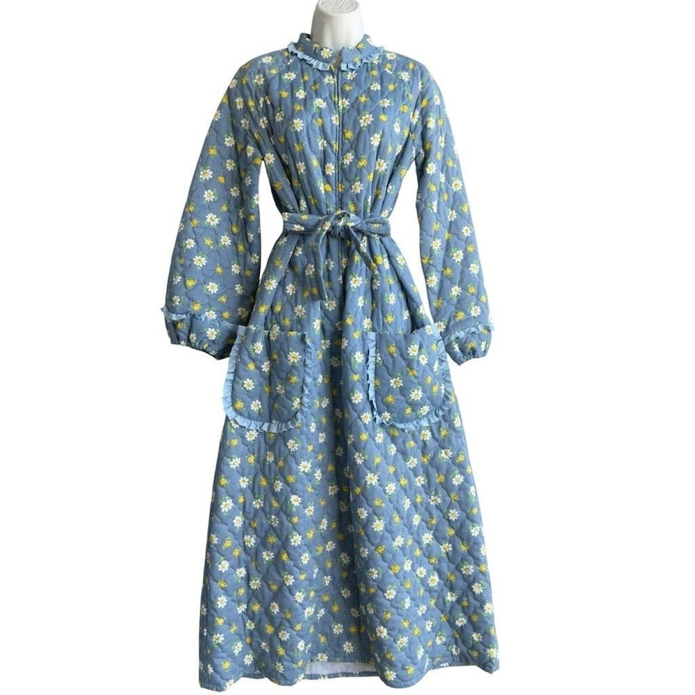 Vintage UNBRANDED Blue Floral Quilted Robe Womens S Half Zip Long Sleeve Cozy